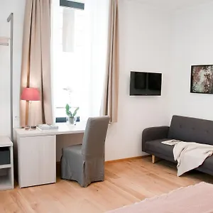 Giuturna Boutique Ρώμη